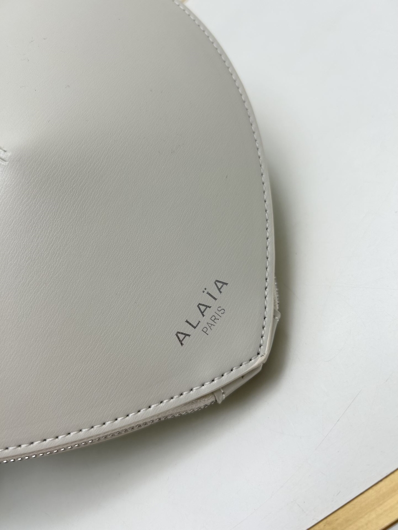 Aiaia Round Bags